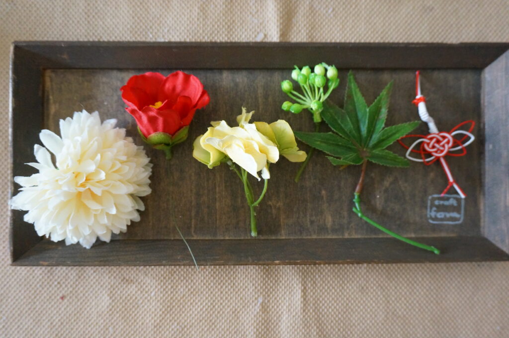 母から娘へ 卒業式に送る和風コサージュの作り方 Hanahi Flower 花日